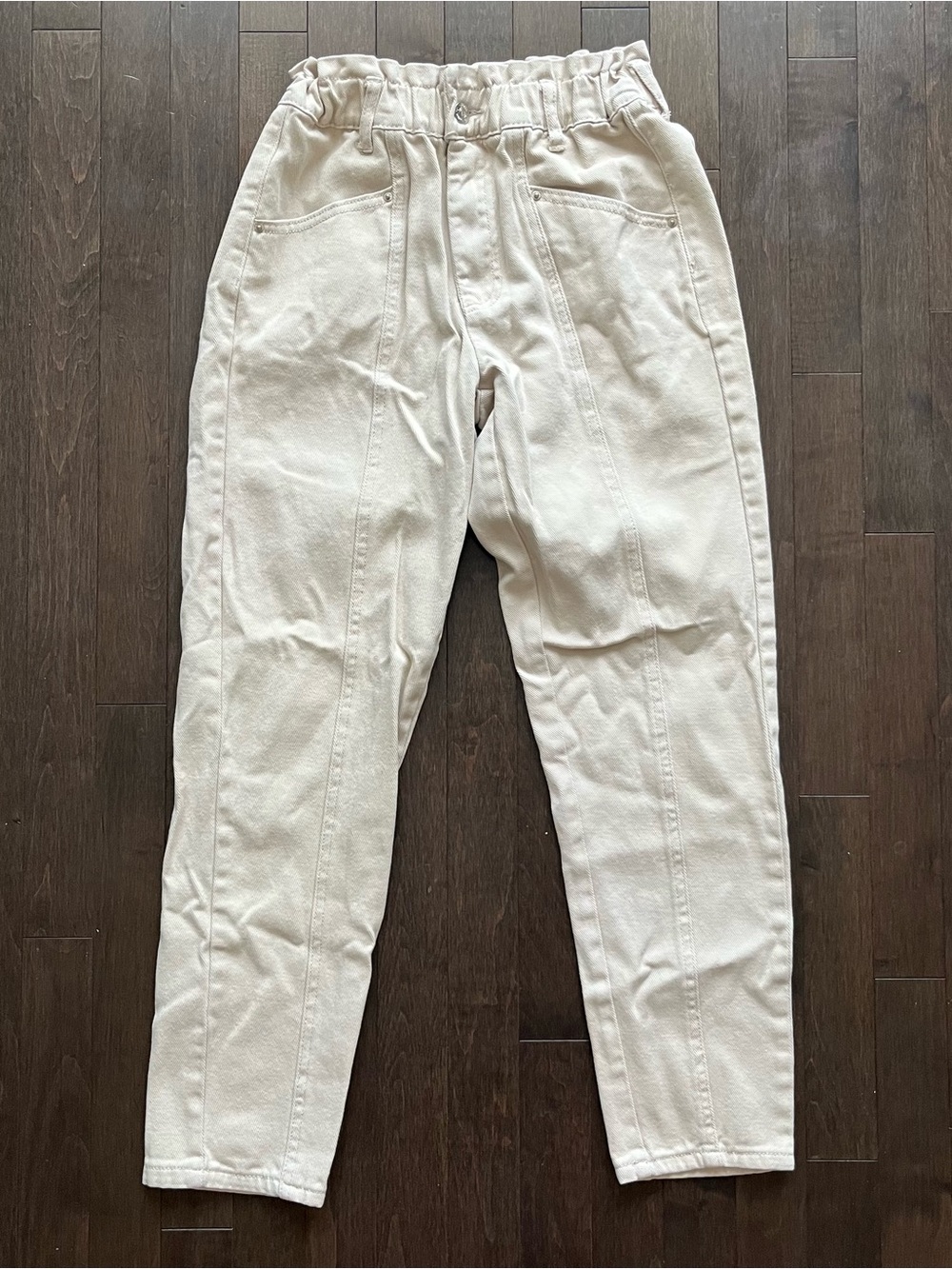 Forever 21 Straight Leg Jeans | Women’s XS | Cream Colour